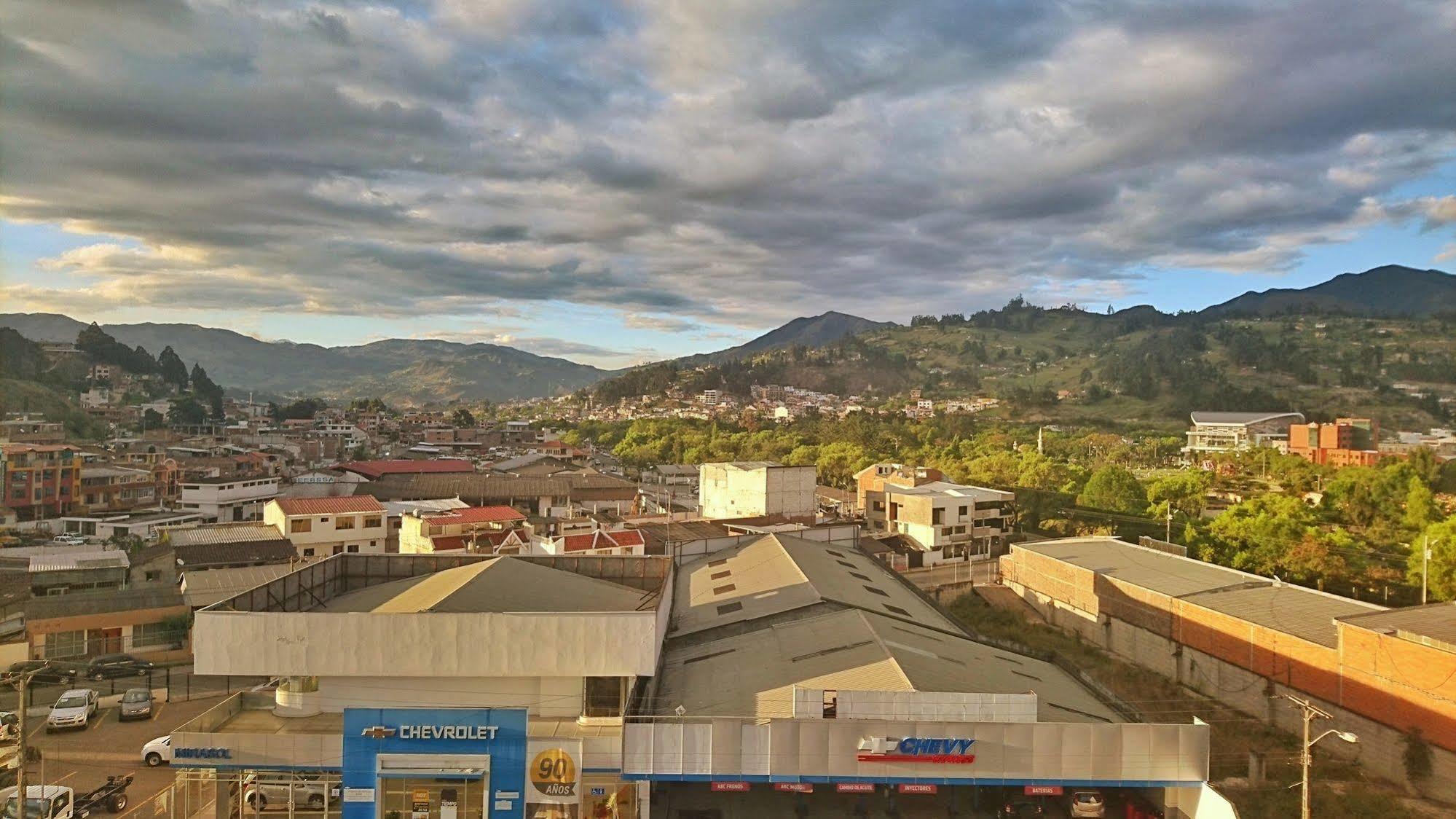 Casben Hotel Loja Exterior photo